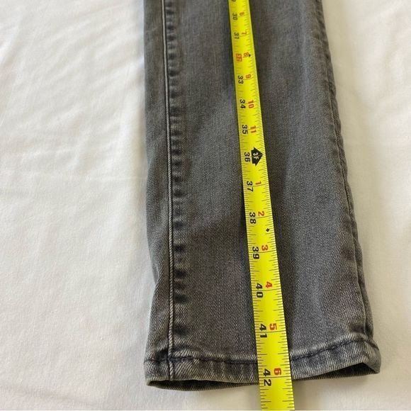 Uniqlo grey wash slim jeans - Picture 9 of 13